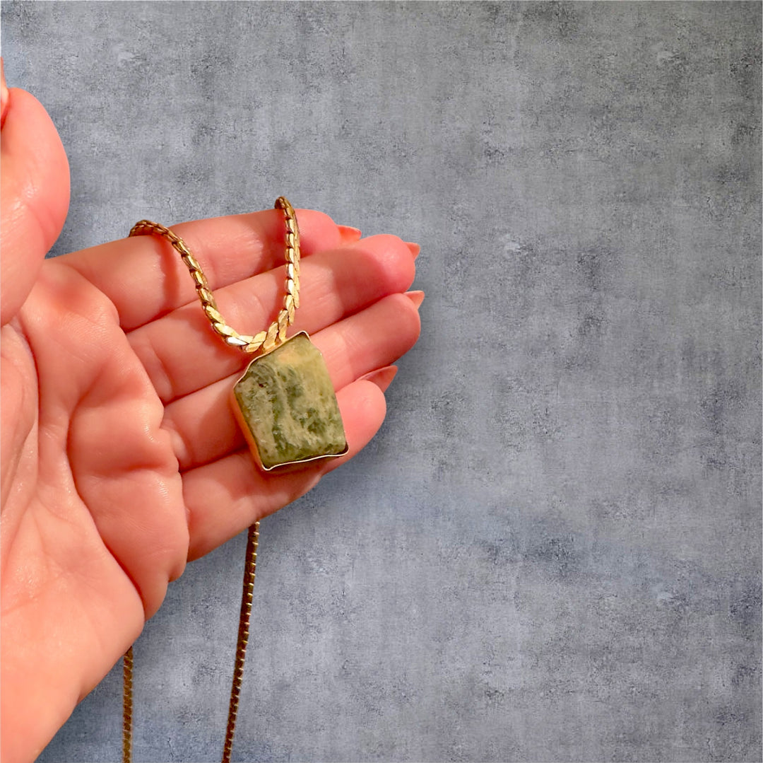 Snake Chain Crystal Elegance
