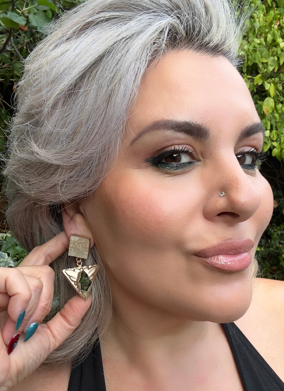 Pyramidia Emerald Earrings