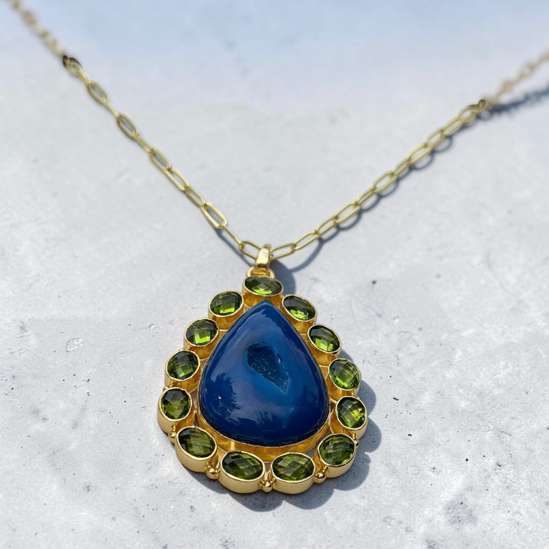 Solar Bloom Pendant – Blue Agate Druzy & Green Quartz Necklace