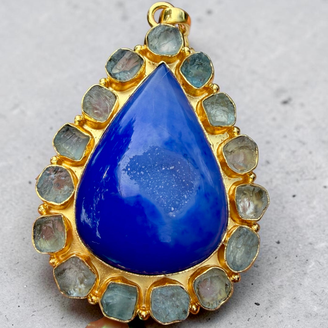 Solar Bloom Pendant – Deep Ocean Blue Agate Druzy & Natural Raw Aquamarine