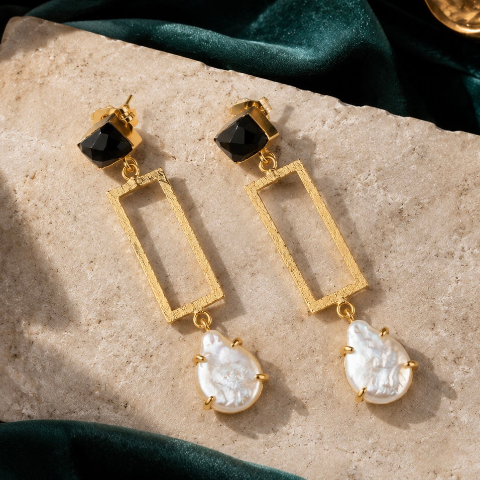 Noir Serenity Earrings