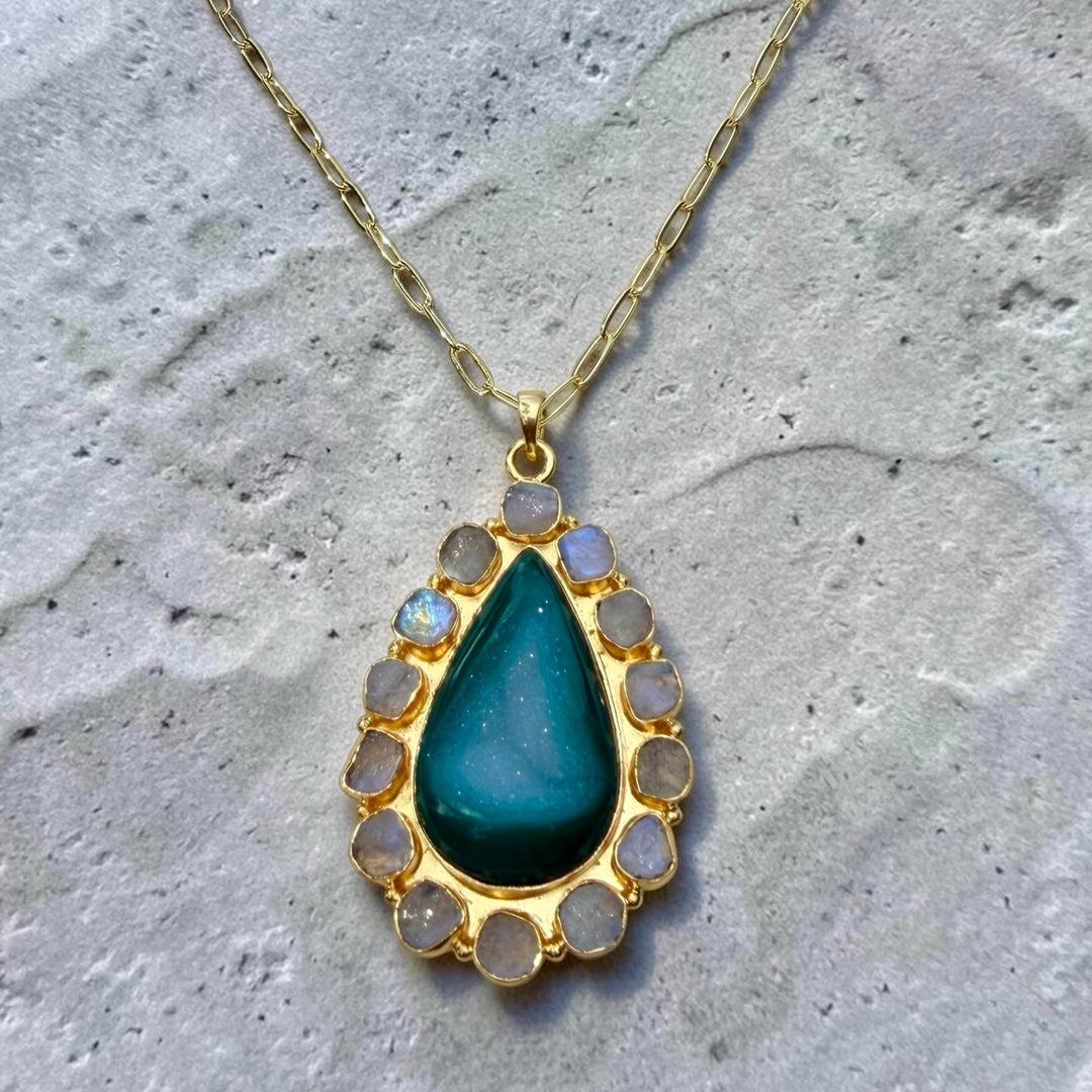 Solar Bloom Pendant – Teal Blue-Green Agate Druzy & Raw Rainbow Moonstone