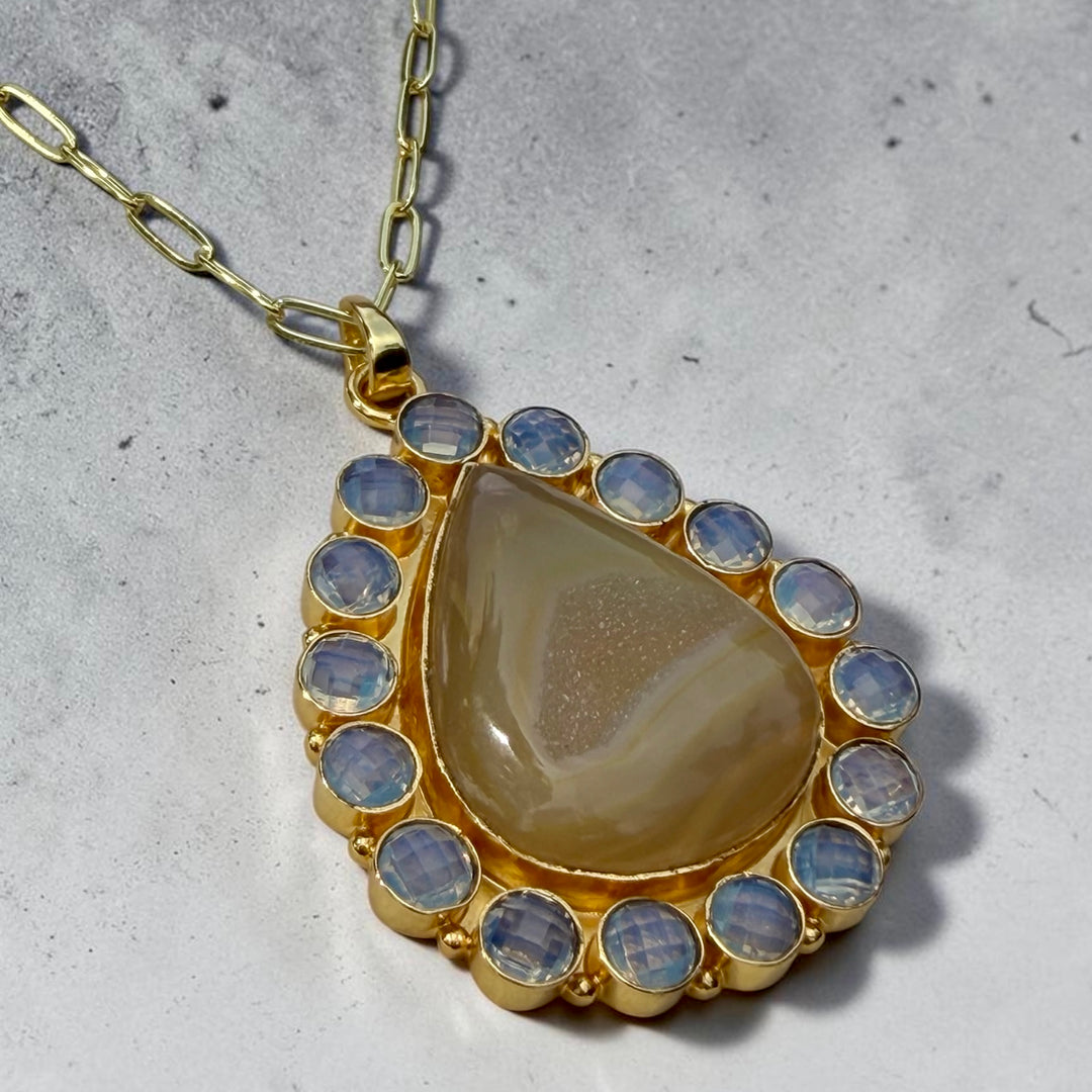 Solar Bloom Champagne Agate Druzy & Moonstone Pendant Necklace