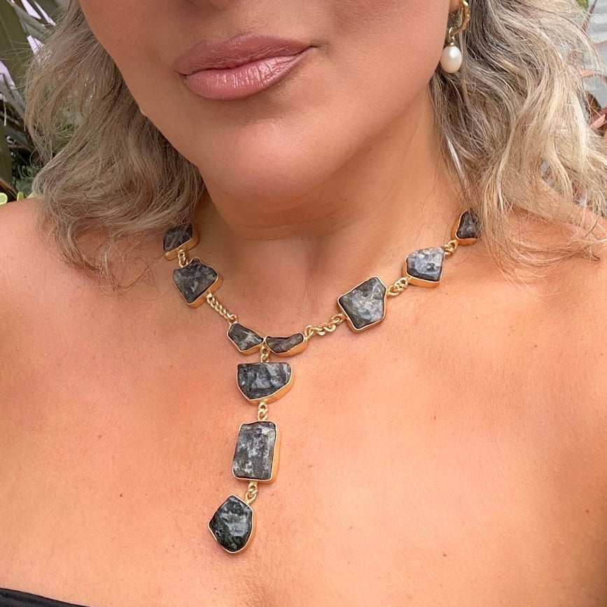 The Elaria Necklace Set – Smoky Quartz