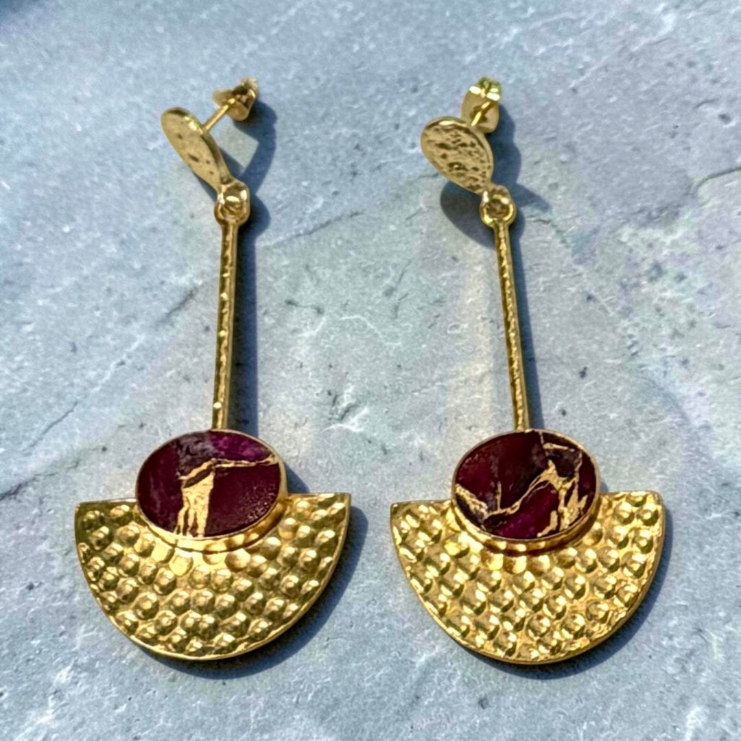 Hammered Mojave Drop Earrings  White Howlite or Ruby Mojave | 18k Gold Plated