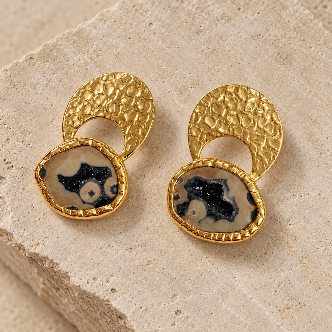 Byzantine Gold Hammered Agate Druzy Earrings | Ivory & Black
