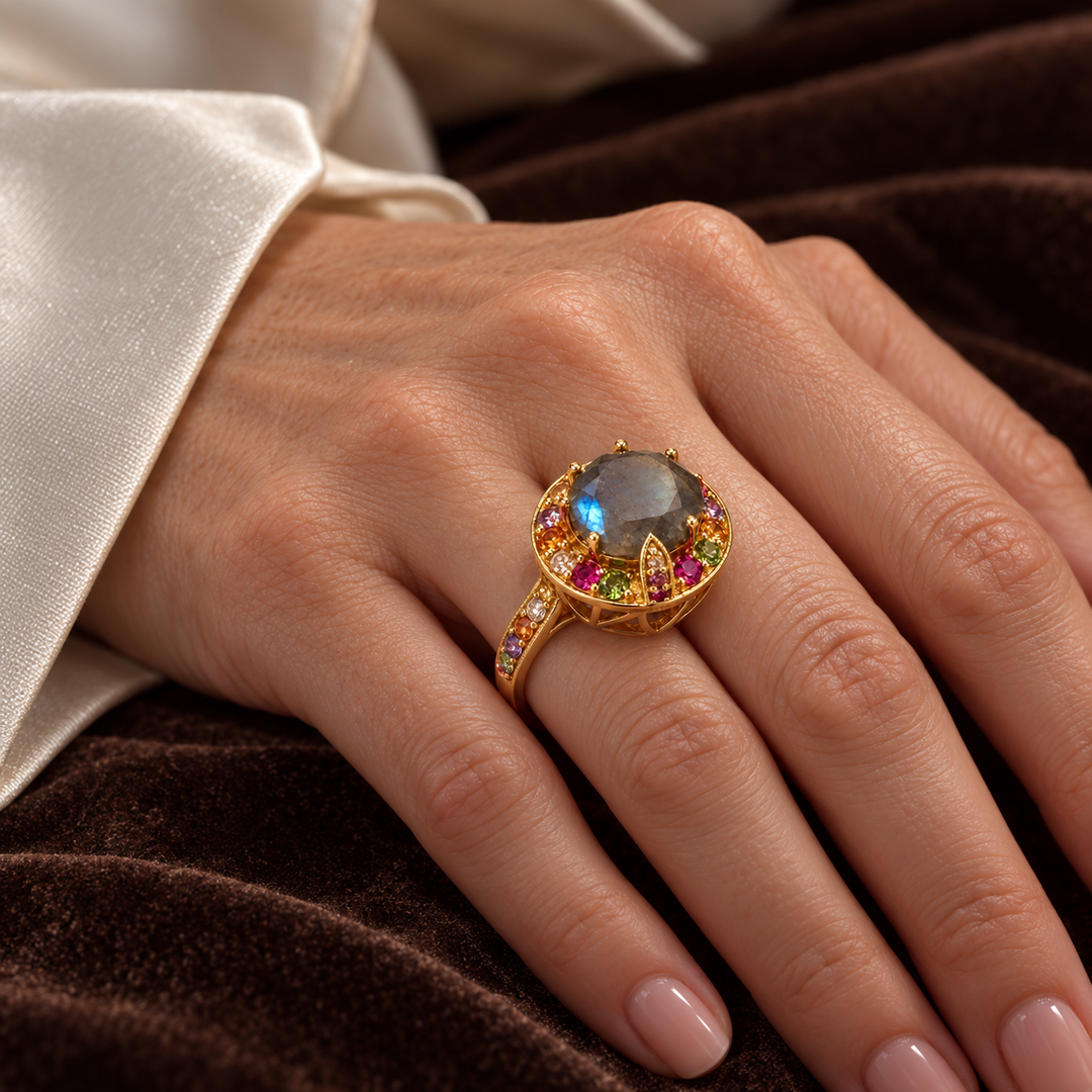 Treasure Box Labradorite Ring
