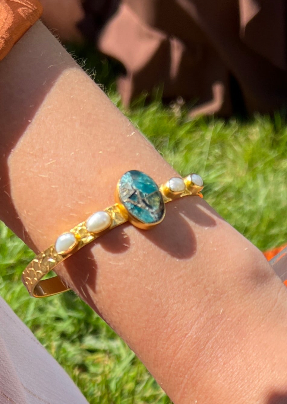 Emerald Horizon Mojave Bangle