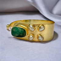 Emerald Kiss Bangle